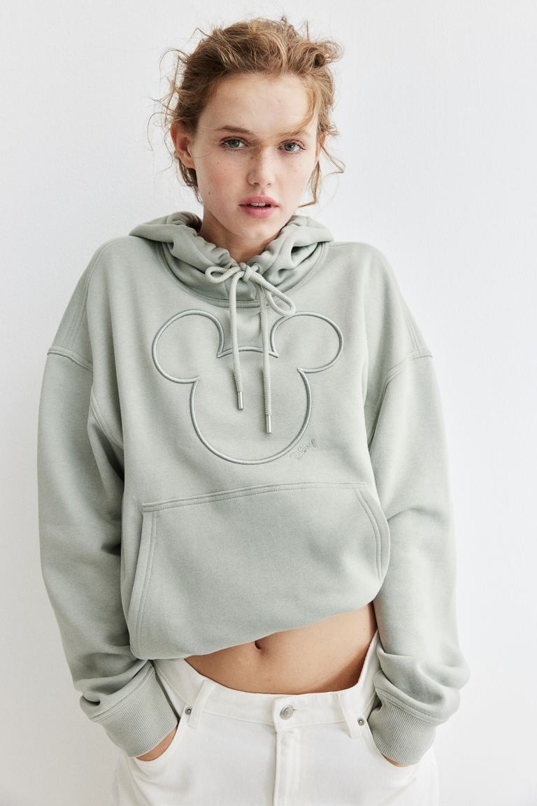 Áo hoodie có hoạ tiết - View 1