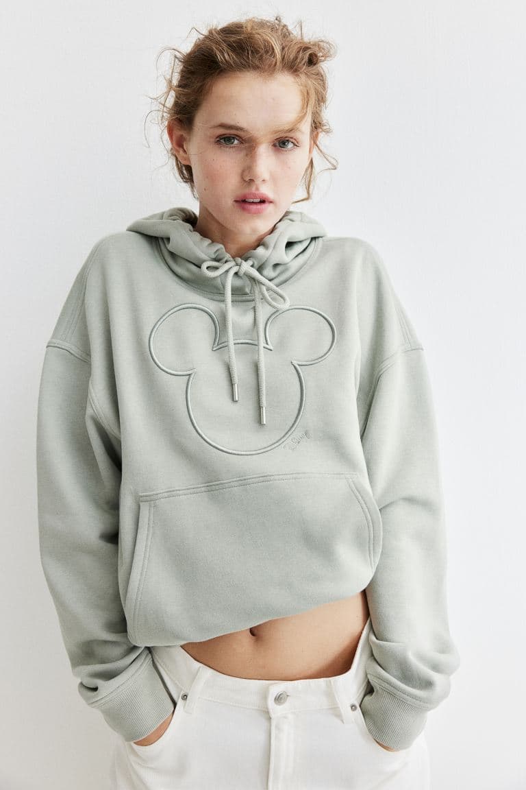 Áo hoodie có hoạ tiết
